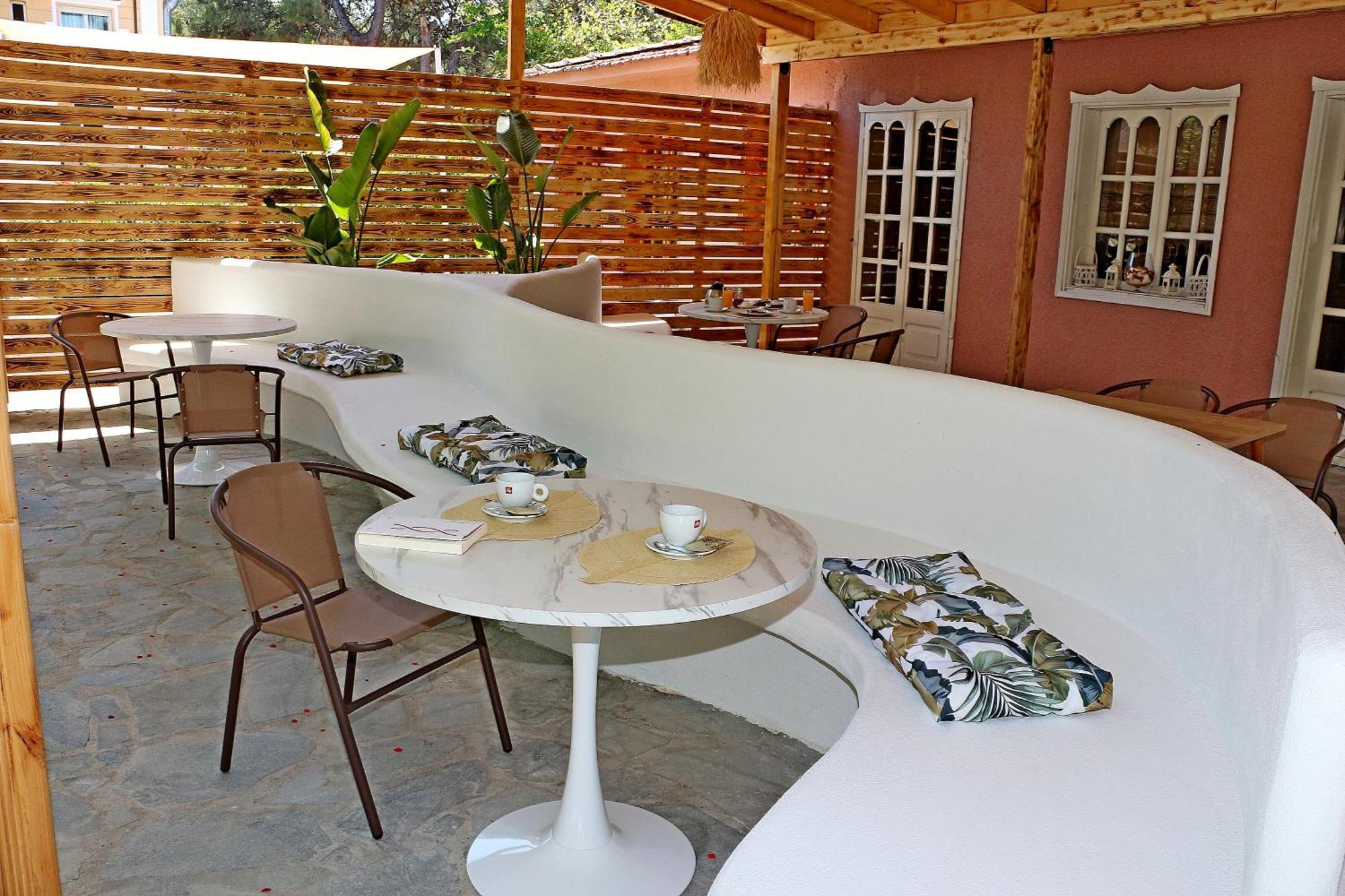 Kristal Hotel Prinos  Luaran gambar
