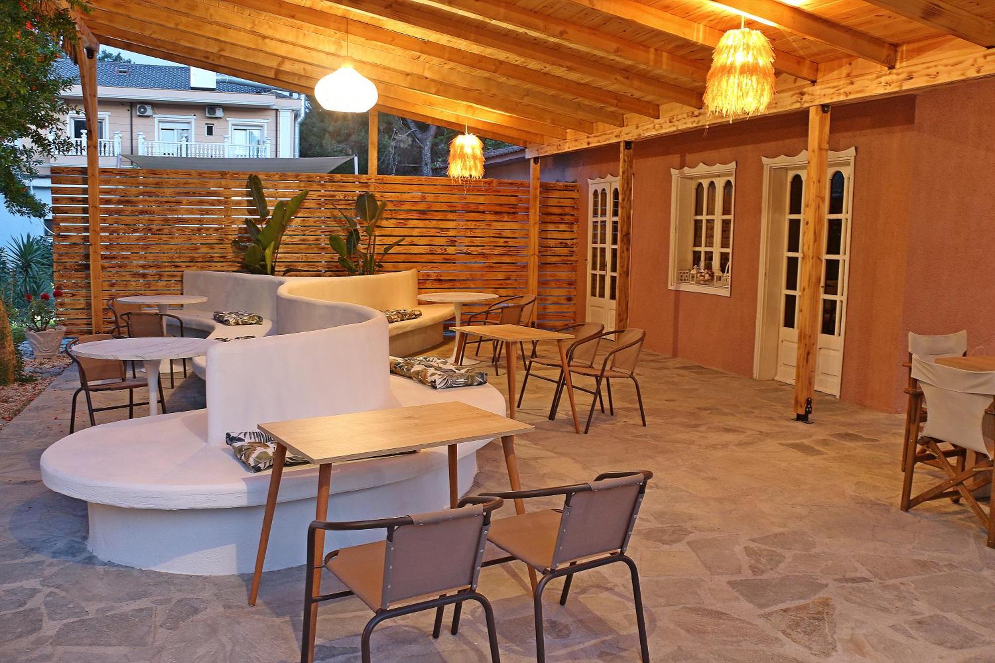 Kristal Hotel Prinos  Luaran gambar